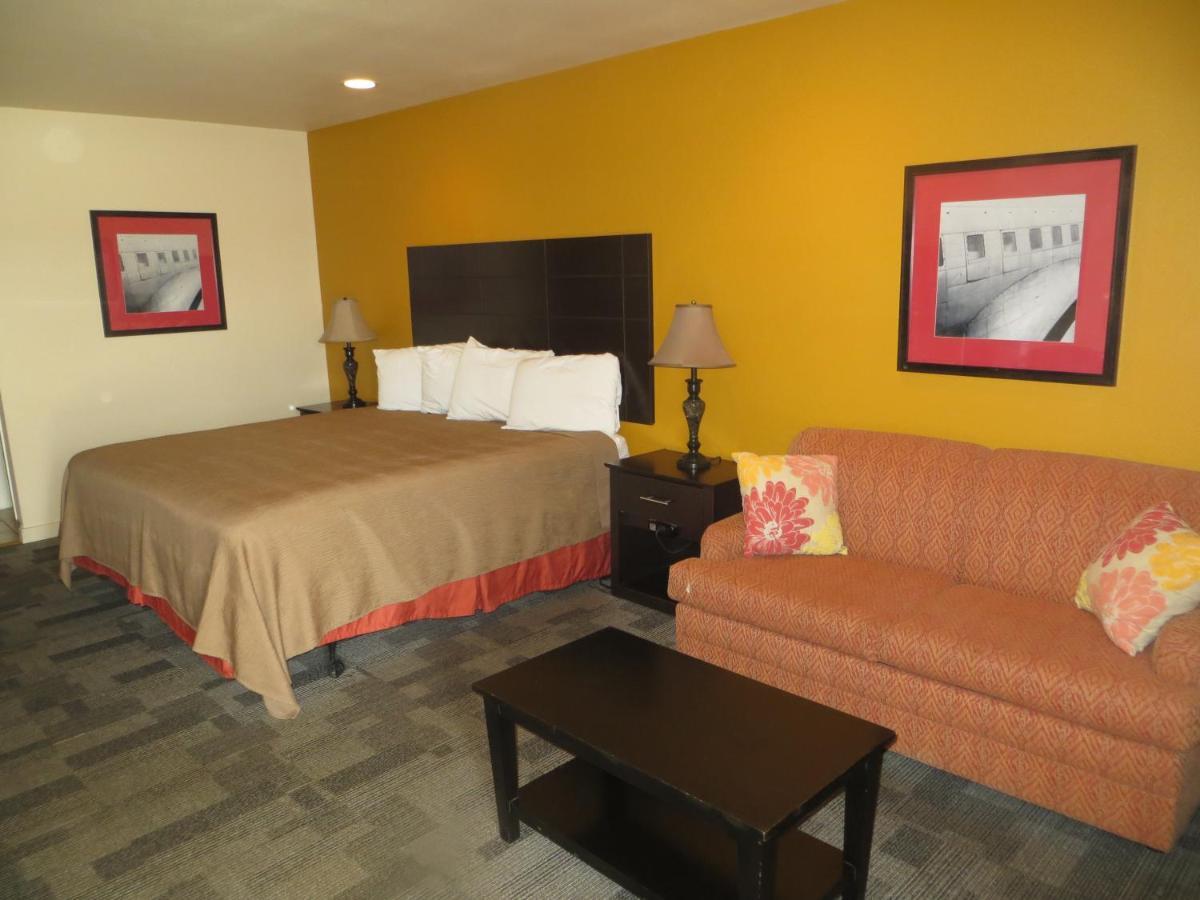 Kenedy Country Inn Экстерьер фото